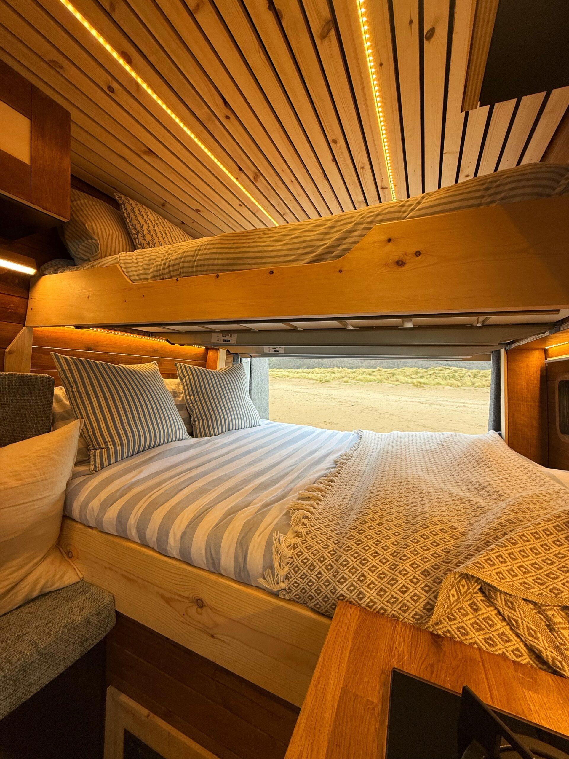 27899E3D-F82E-4B19-8D87-2860B5CCBDED